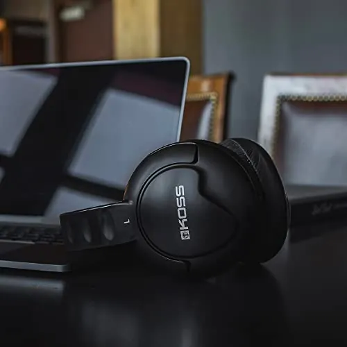 Koss UR20 Over-Ear Headphones Review & Ranking image 3
