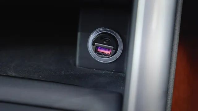 AINOPE 90W USB-C Car Charger Review image 7