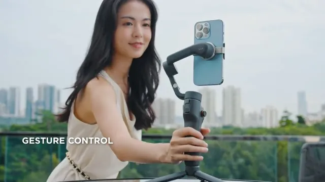 DJI Osmo Mobile 6 Review: Phone Gimbal Ranked image 7